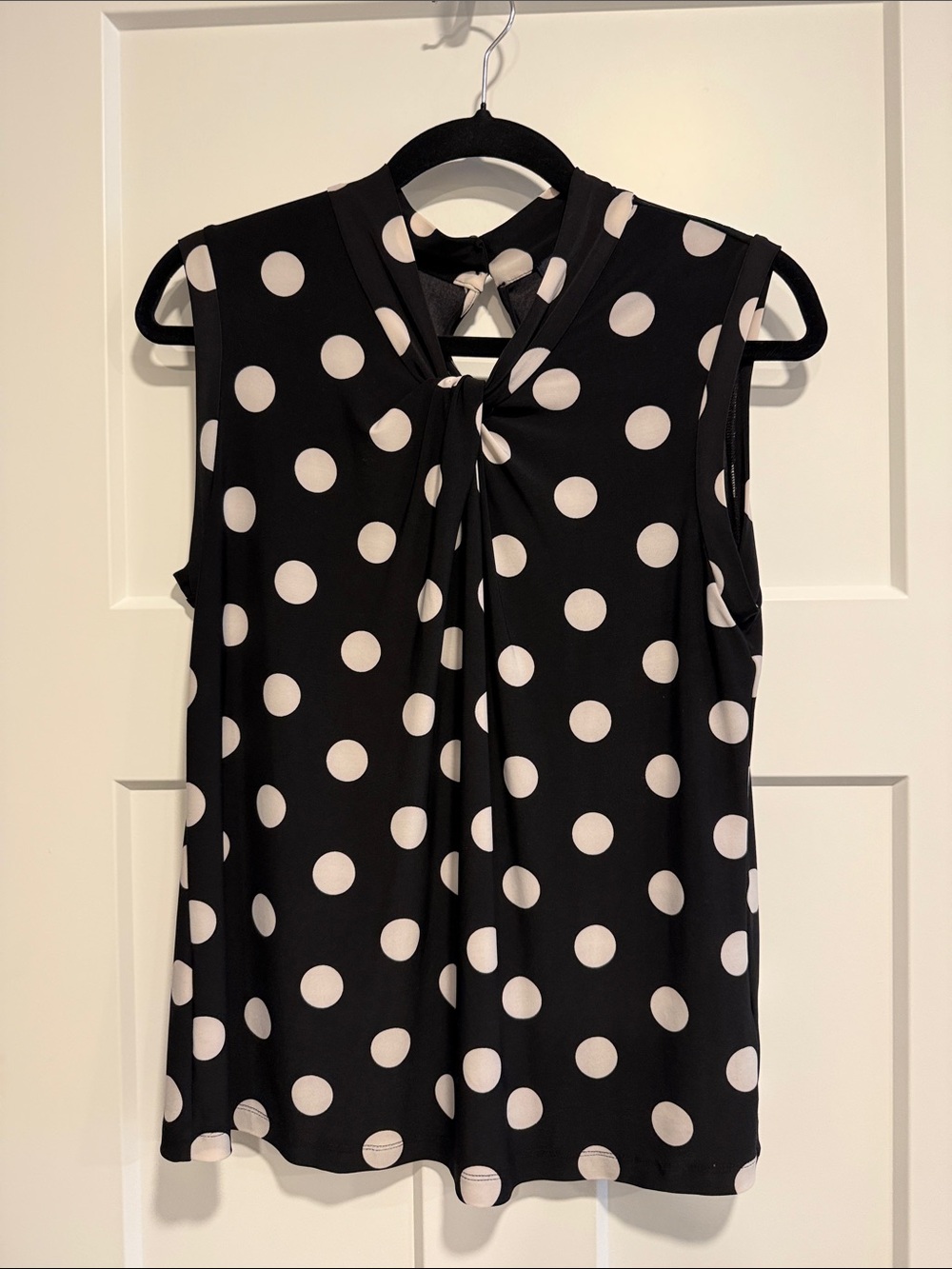 Tommy Hilfiger Black & White Polka Dot Twist Front Sleeveless Top M